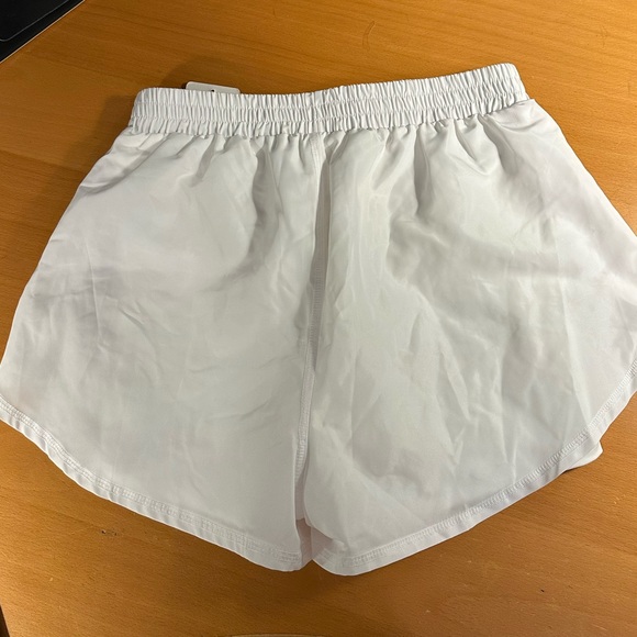 Year of Ours White Terrain Shorts 2.0 size Small - Picture 3 of 8